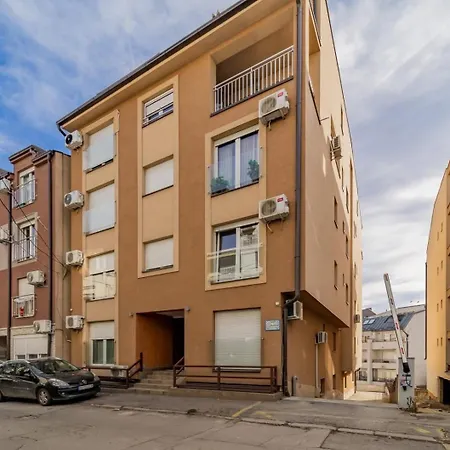 Aqualux With Garage アパート *